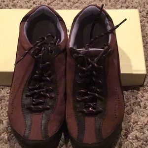 Nice easy walker Hush puppies